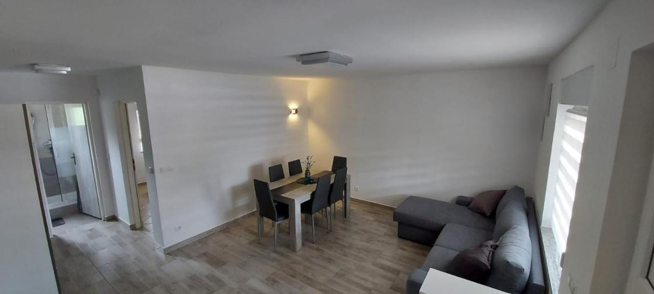 Zrinec Apartment Vir Exterior photo