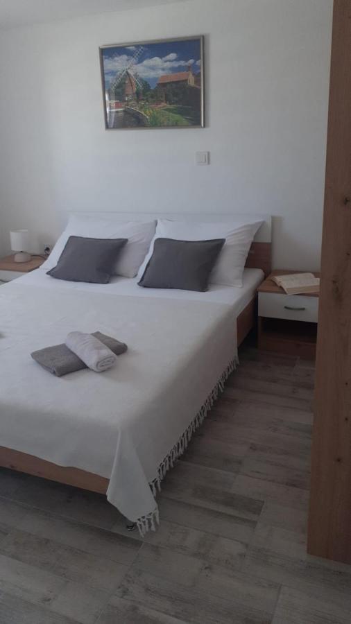 Zrinec Apartment Vir Exterior photo